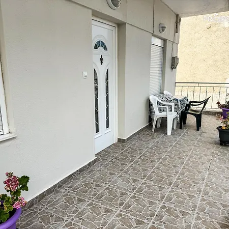 Areti's Family House * Nea Kallikrateia