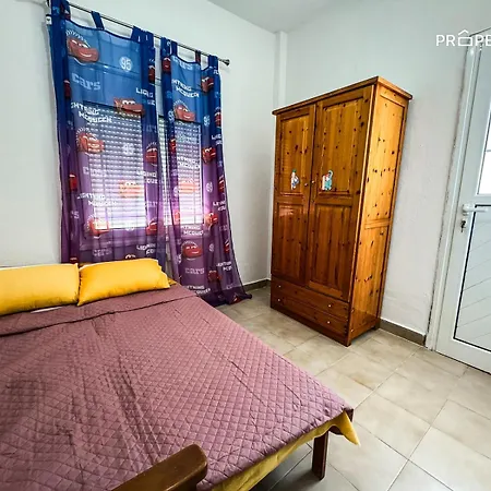 בית נופש Areti's Family House